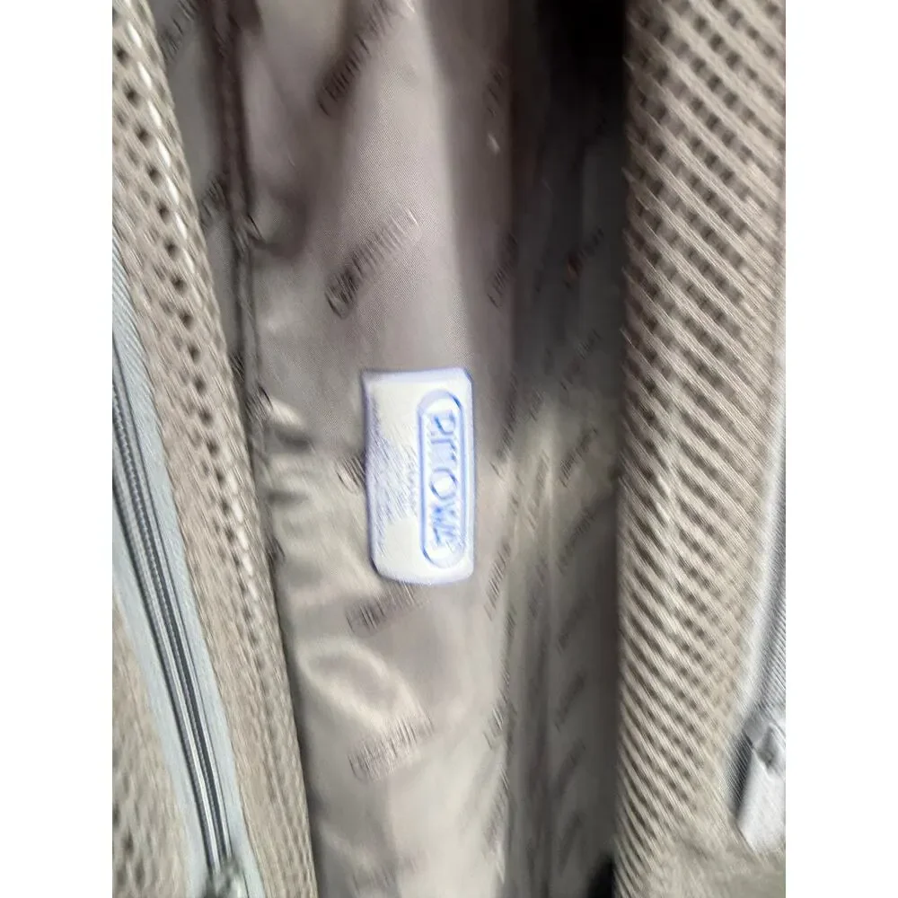 Rimowa Essential Check In Suitcase Salsa Polycarbonate Black Gloss As Is